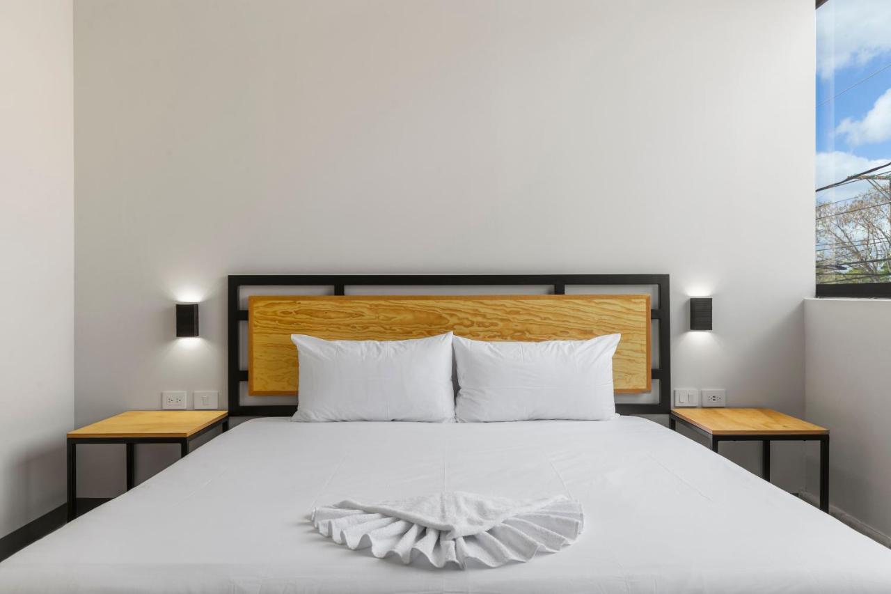 Suites Reforma By Homirent Мерида Екстериор снимка